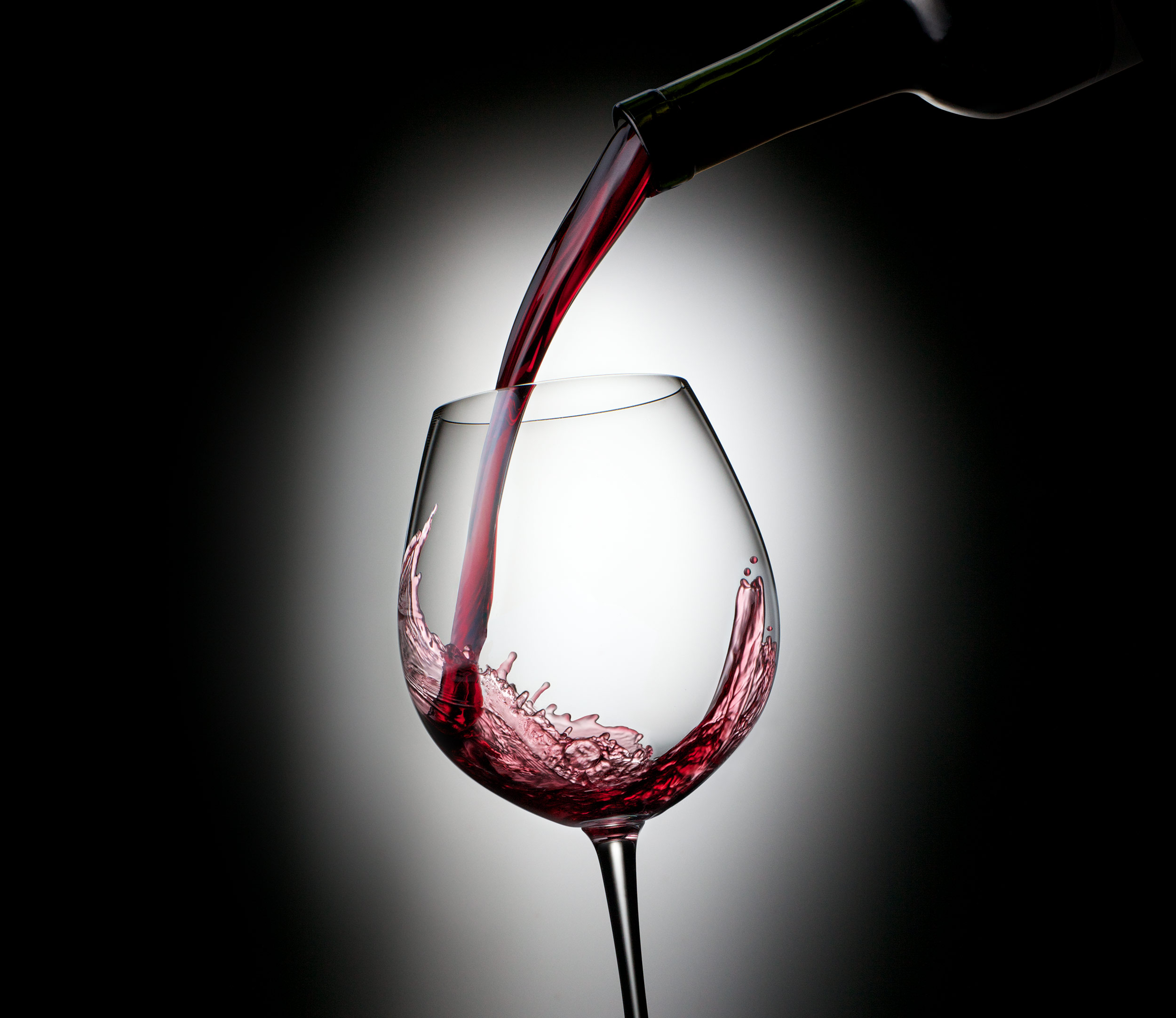 John Early High-End Digital Retouching - Red Wine Pour #11